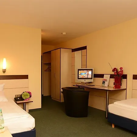Hotel Atrium Im Park Řezno