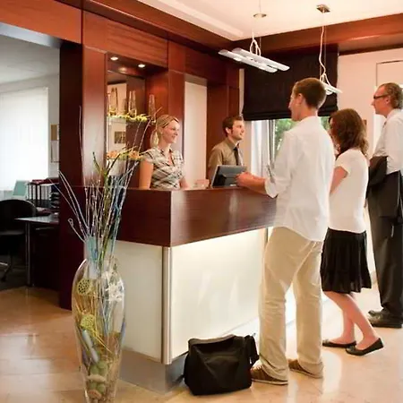 Atrium Im Park Hotel 4*