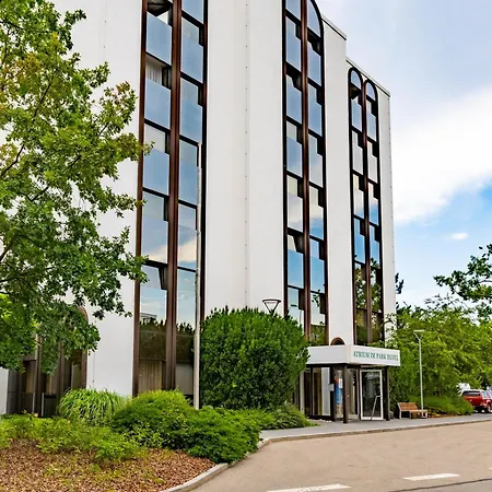 Atrium Im Park Отель Регенсбург