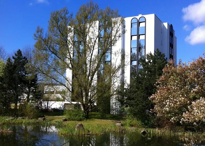Atrium Im Park 4*